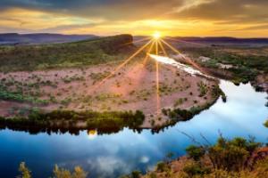 意大利击败马其顿，晋级欧预赛四强