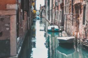 意大利击败马其顿，晋级欧预赛四强